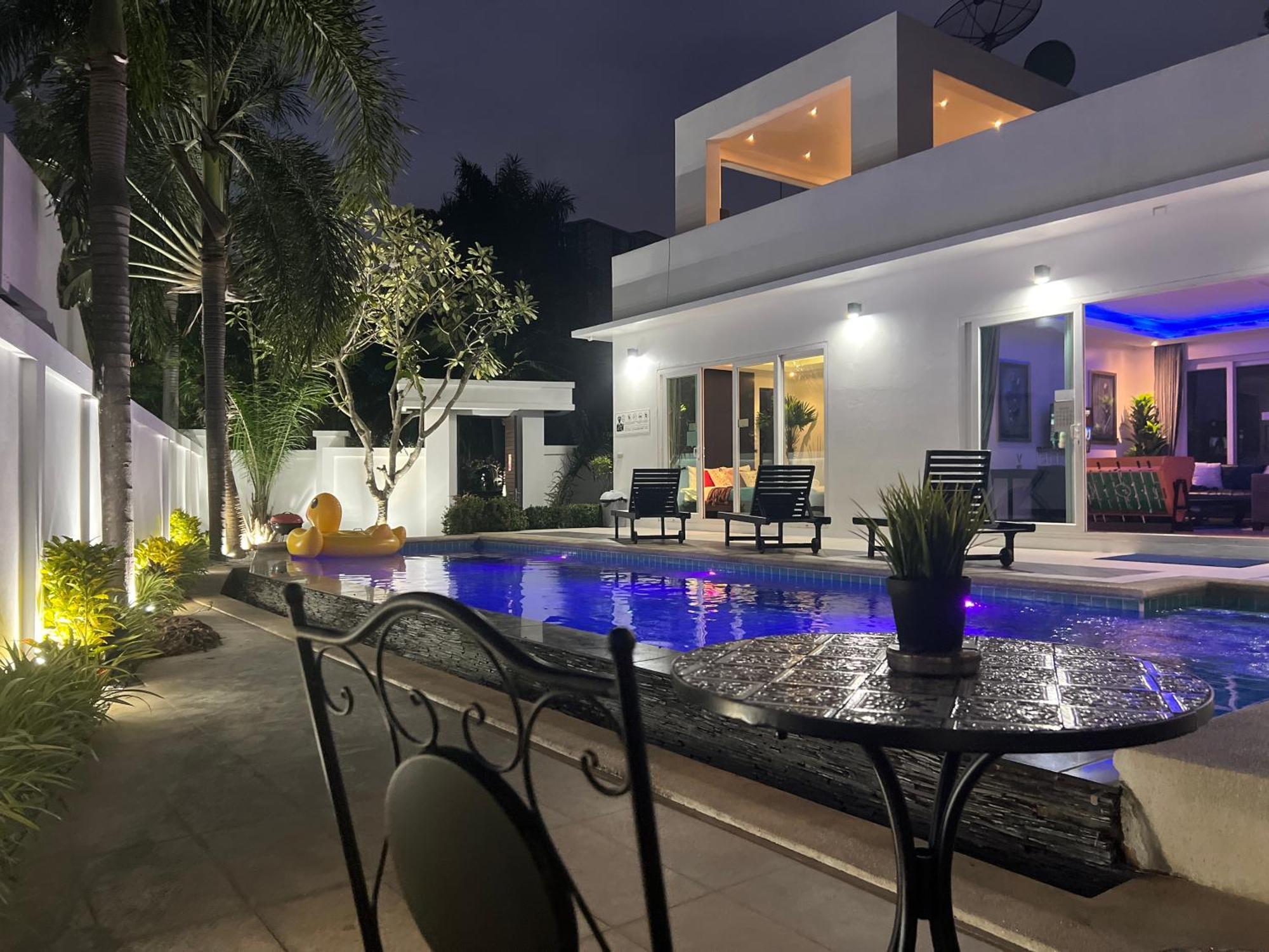 Villas In Pattaya Jomtien Beach Rum bild